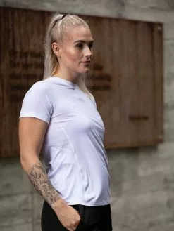 Craft Adv Essence Short Sleeve Tee -Lee Butikk cr 1909984 900000 210901 1