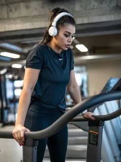 Nike Pro 365 Top SS Essential 13 Nike Pro 365 Top SS Essential -Lee Butikk dsc01812