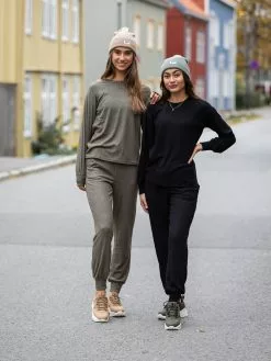 ICHI Kyla Long Sleeve -Lee Butikk ih 20114625 194008 211006 5