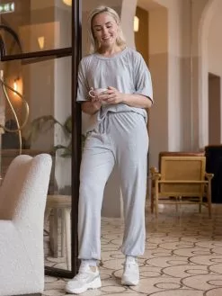 ICHI Kyla Short Sleeve 15 ICHI Kyla Short Sleeve -Lee Butikk ih 20115847 200318 220223 4