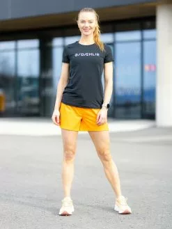 Daehlie T-Shirt Stamina Women 9 Daehlie T-Shirt Stamina Women -Lee Butikk k bd 333505 99900 230404 fs 4