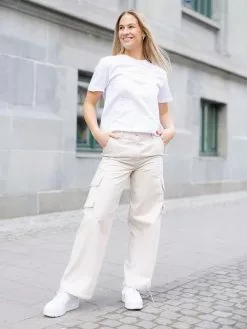 MOSS COPENHAGEN Liv Organic Rubber Print Tee -Lee Butikk k mc 15202 white 230413 fs 4