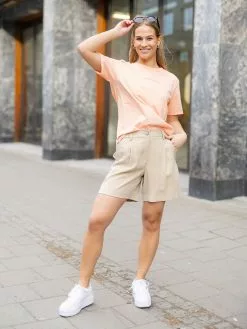 MOSS COPENHAGEN Terina Logo Tee -Lee Butikk k mc 17595 salmon 230413 fs 5