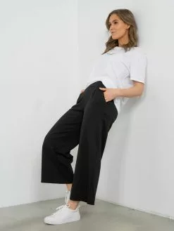 MOSS COPENHAGEN Terina Logo Tee -Lee Butikk k mc 17595 whiteblack 230125 fs 3