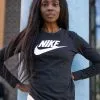 Nike Essential Long Sleeve Tee -Lee Butikk k ni bv6171 010 220531 1