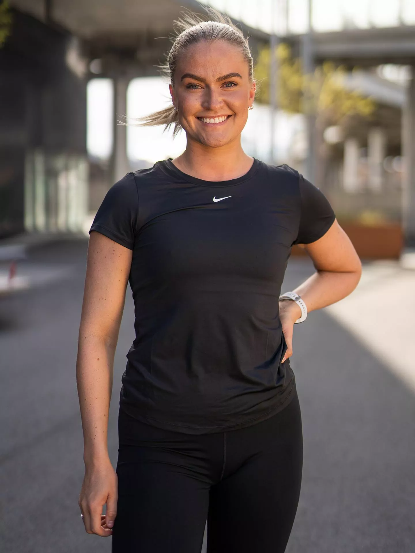 Nike One Short Sleeve Slim Top 4 Nike One Short Sleeve Slim Top - Bilde 2