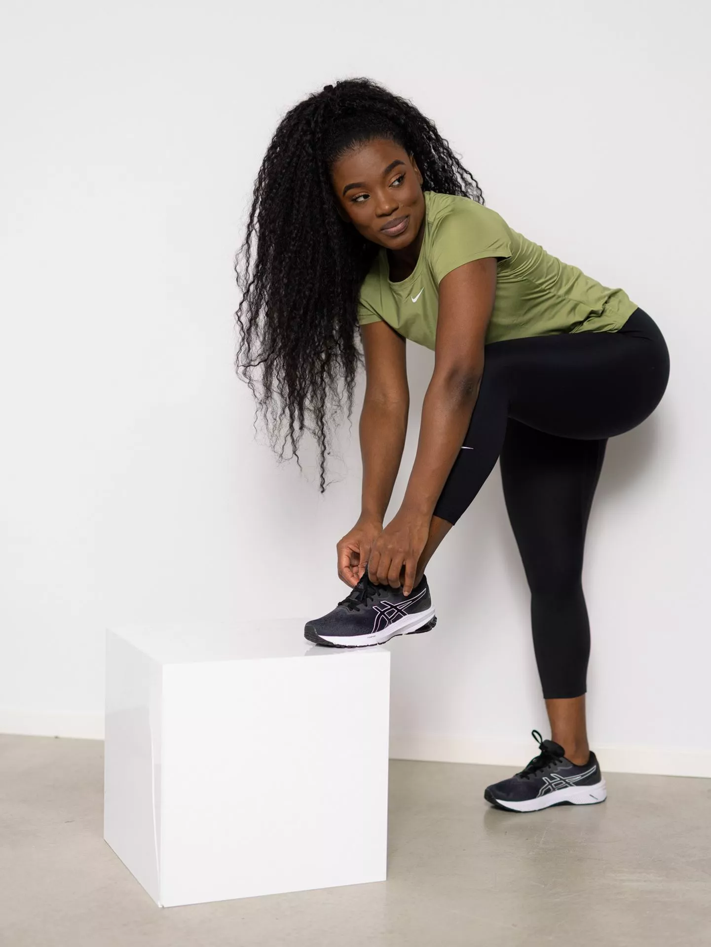 Nike One Short Sleeve Slim Top 8 Nike One Short Sleeve Slim Top - Bilde 6