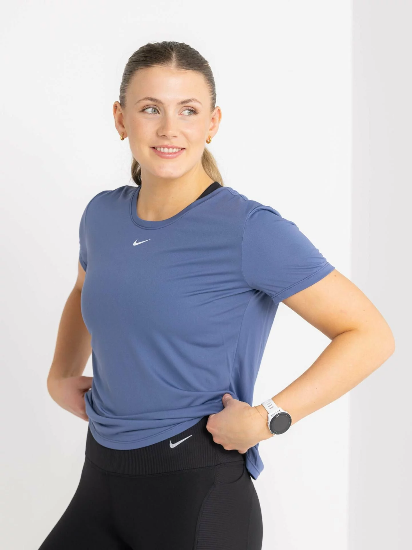 Nike One Short Sleeve Standard Top 4 Nike One Short Sleeve Standard Top - Bilde 2