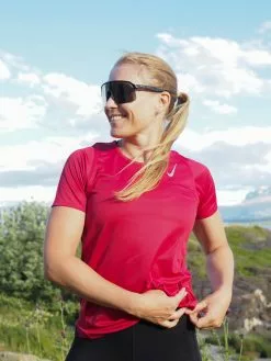 Nike Dri-Fit Race Short Sleeve