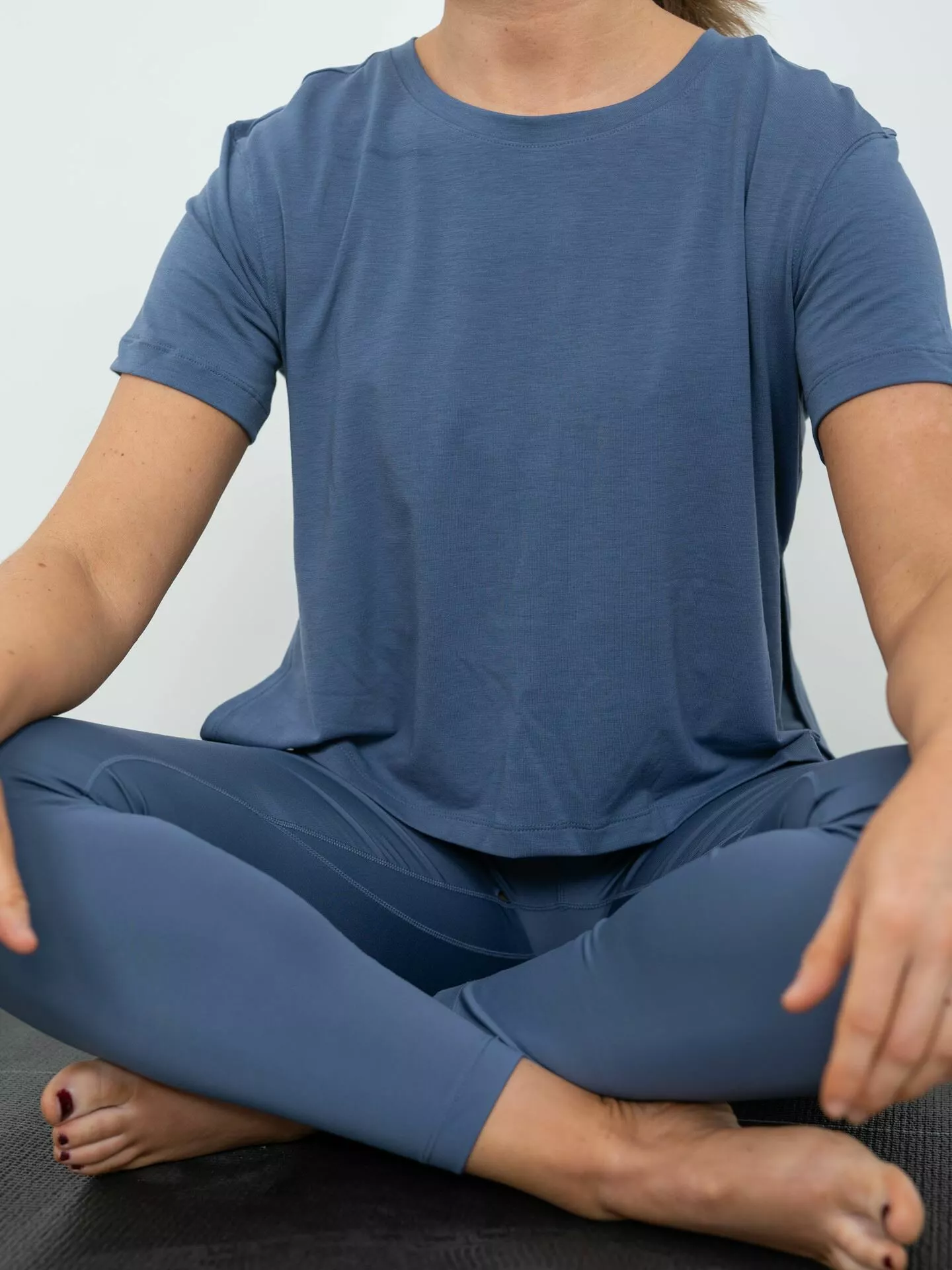 Nike Yoga Dri-Fit Short Sleeve Top 5 Nike Yoga Dri-Fit Short Sleeve Top - Bilde 3