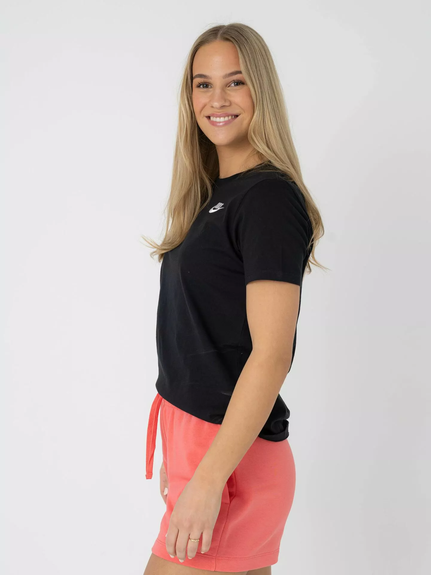 Nike Sportswear Club Tee 4 Nike Sportswear Club Tee - Bilde 2