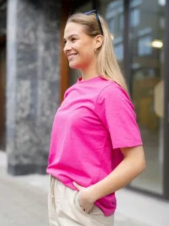 NORR Payton Tee 8 NORR Payton Tee -Lee Butikk k nr 11861584 pink 230413 fs 2