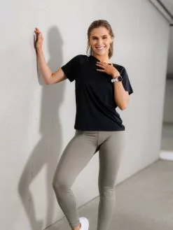 Röhnisch Active Logo Tee 11 Röhnisch Active Logo Tee -Lee Butikk k ro 110766 0001 230203 fs 5