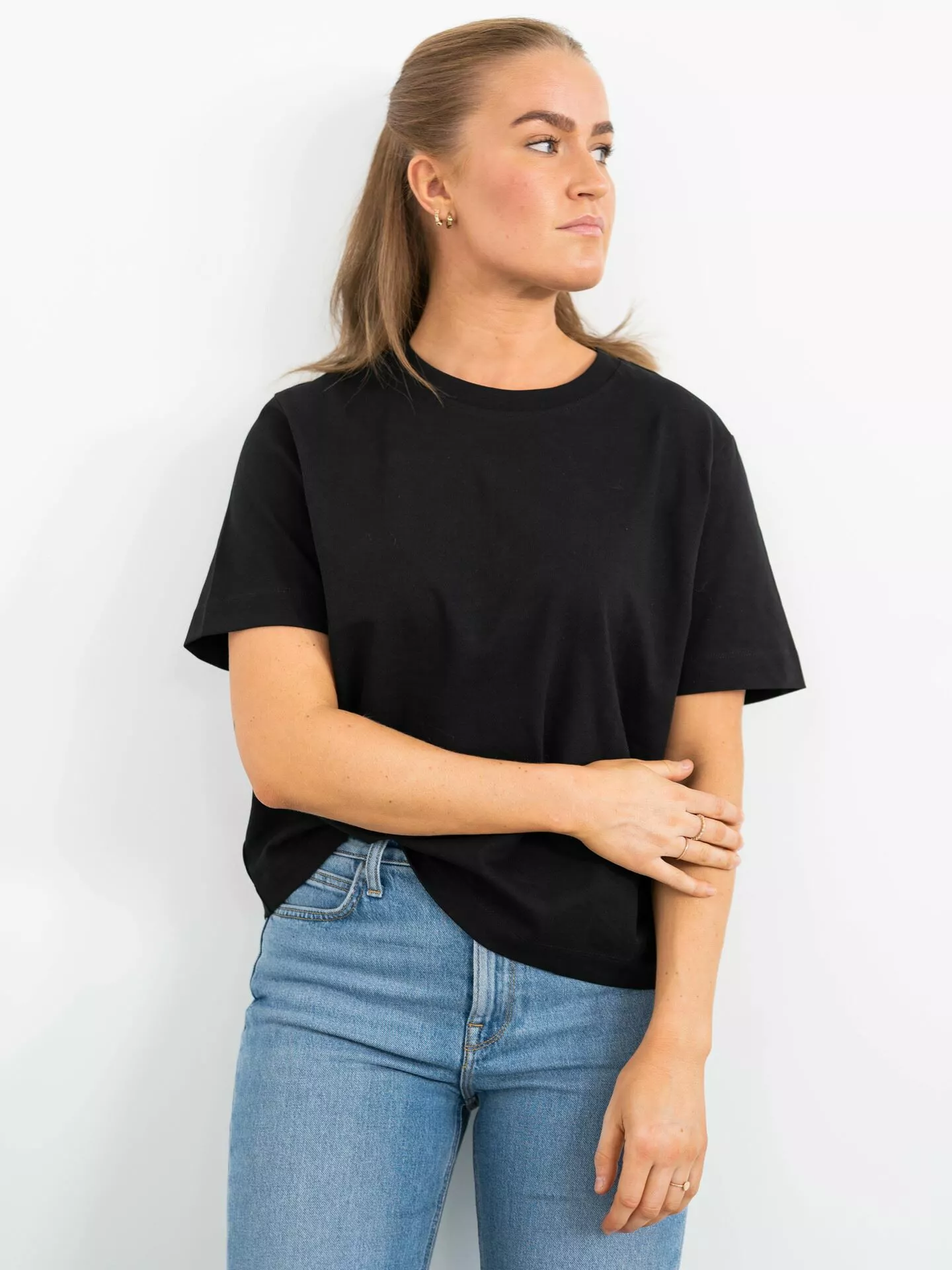 Selected Femme Essential Short Sleeve Boxy Tee 3 Selected Femme Essential Short Sleeve Boxy Tee