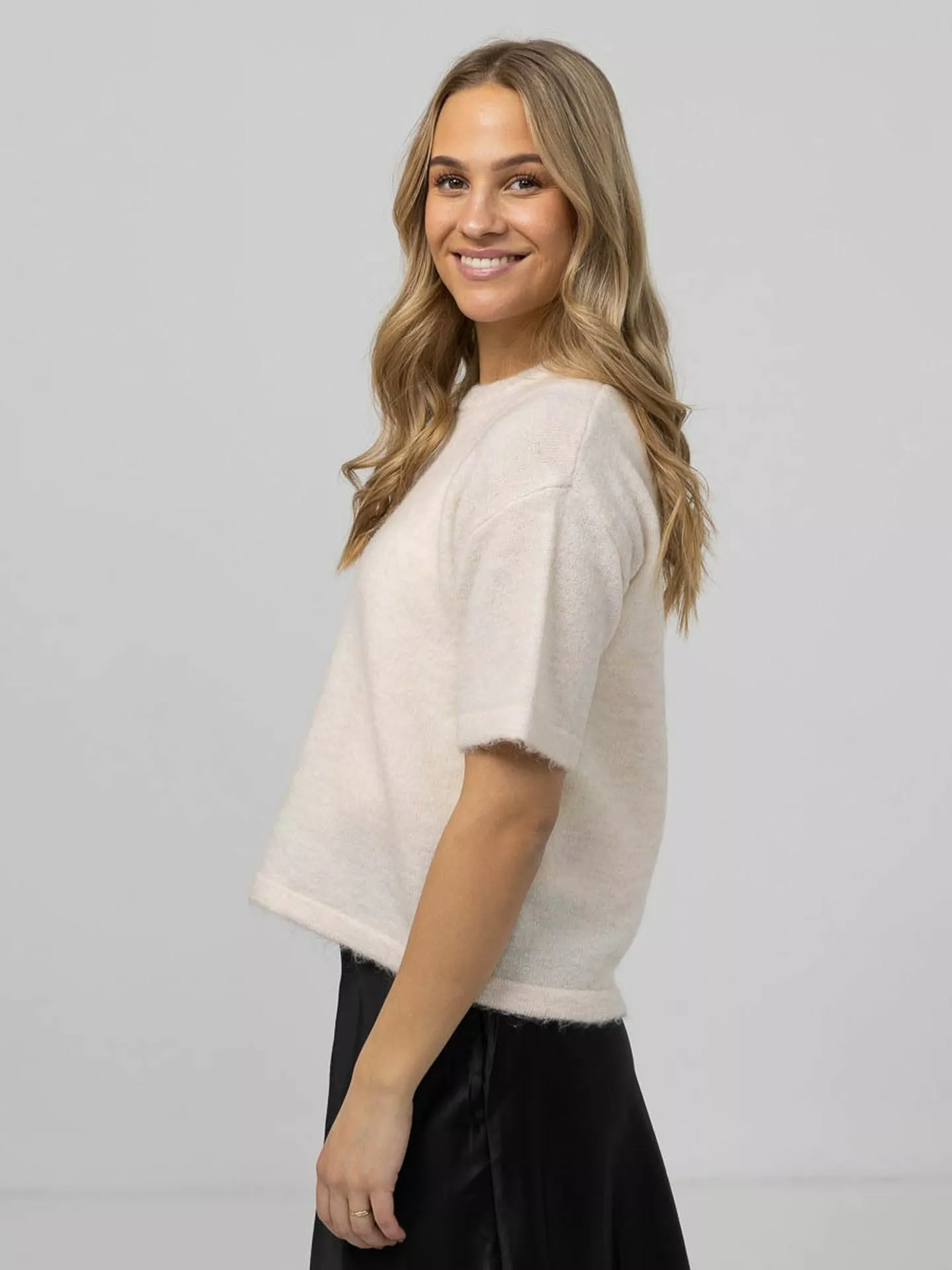 Selected Femme Liliana ME 2/4 Knit O-Neck 4 Selected Femme Liliana ME 2/4 Knit O-Neck - Bilde 2