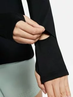 Nike Element Long Sleeve 18 Nike Element Long Sleeve -Lee Butikk ni cu3277 010 211006 3