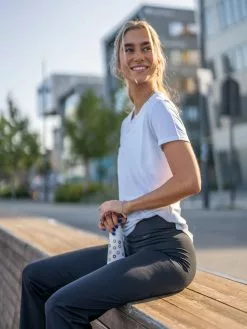 Nike One Luxe Short Sleeve Standard Top -Lee Butikk ni dd0618 100 210826 2