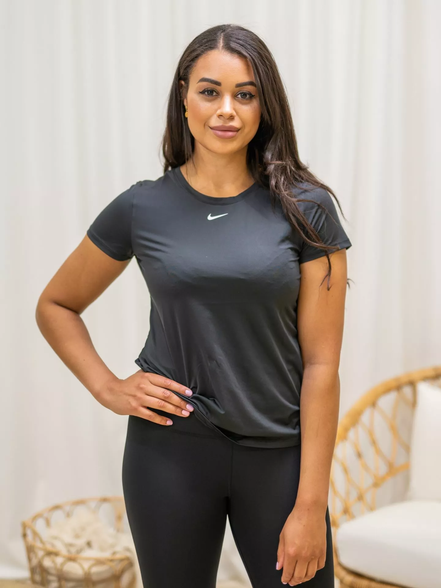 Nike One Short Sleeve Slim Top 9 Nike One Short Sleeve Slim Top - Bilde 7