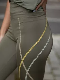 Röhnisch Uplift Stripe Tights -Lee Butikk ro 110456 s261 210826 5