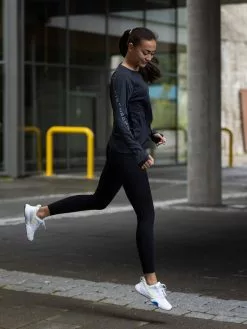 Röhnisch Active Logo Long Sleeve -Lee Butikk ro 110765 0001 210826 6